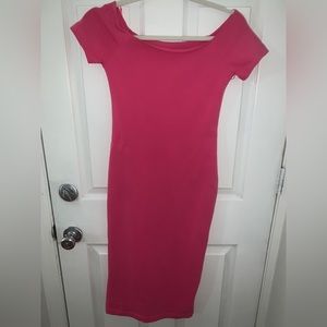 Off the shoulder pink fitted dress